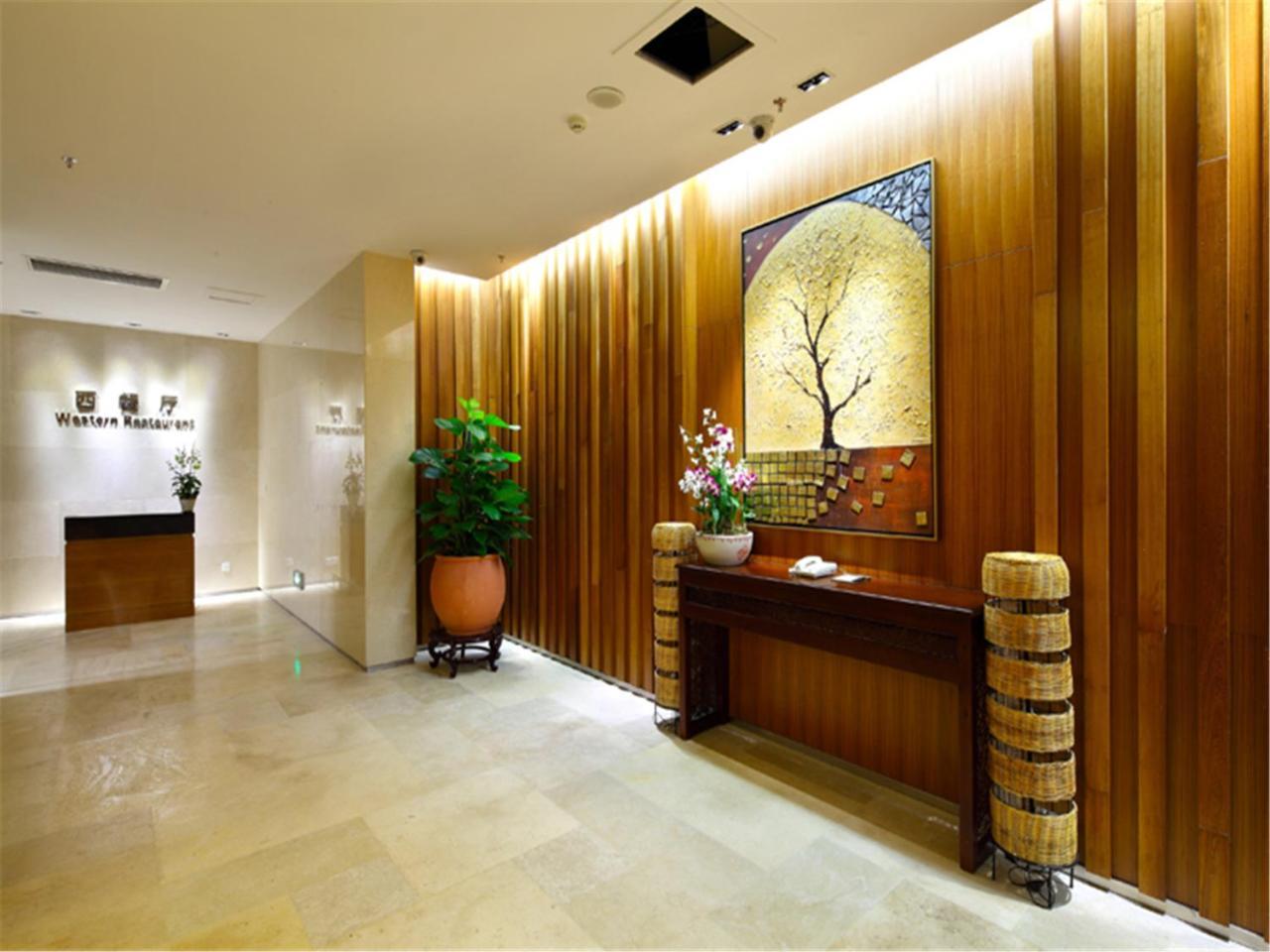 Gentle Grown Sanya Seashore Hotel מראה חיצוני תמונה