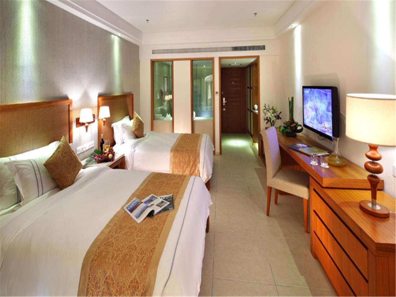 Gentle Grown Sanya Seashore Hotel מראה חיצוני תמונה